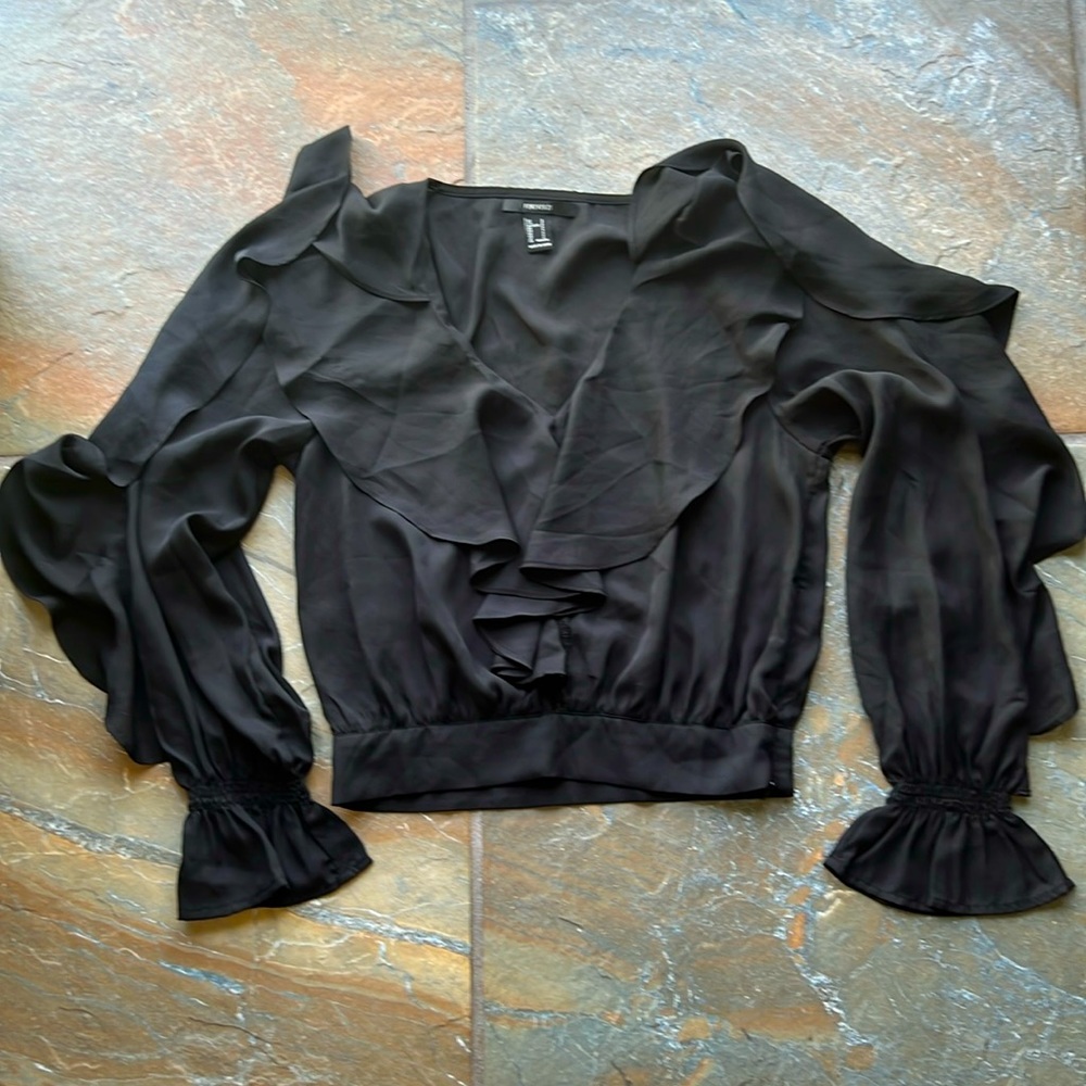 Adorable Black Crop Blouse - never worn/no tags.